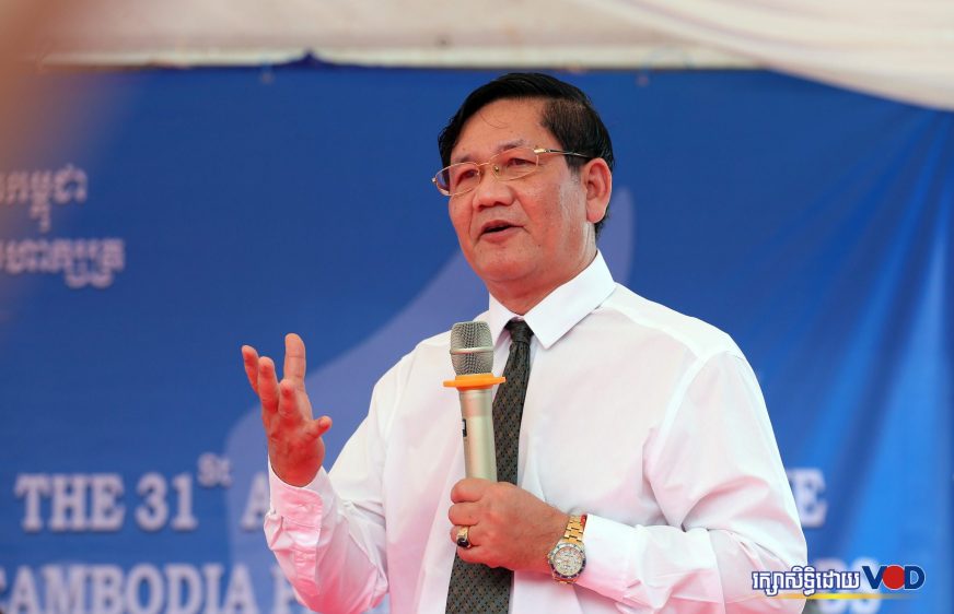 គណបក្សក្រៅរដ្ឋាភិបាលយល់ថា ការចាប់ខ្លួនអនុប្រធានបក្សភ្លើងទៀនអាចមានហេតុផលនយោបាយ