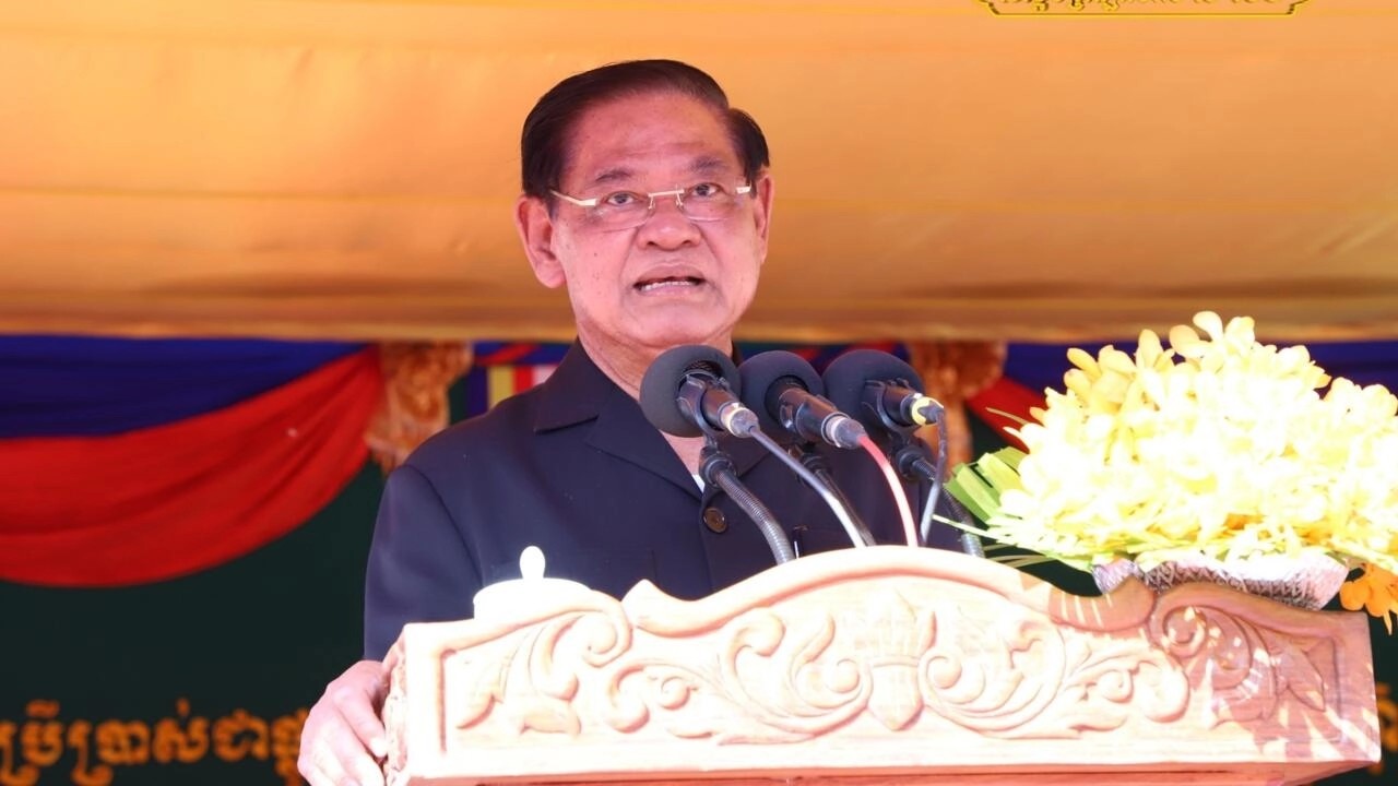 លោក ស ខេង៖ ​មន្ត្រីរាជការ​ និងបុគ្គលិក​ឯកជន​នឹងត្រូវ​ធ្វើតេស្ត​រកសារធាតុ​ញៀនជាមុន​ មុននឹង​ឲ្យចូលធ្វើការ