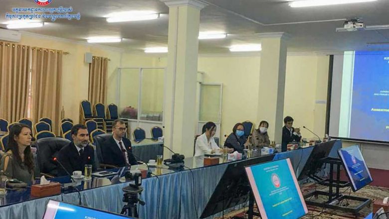 សភាពាណិជ្ជកម្ម​អឺរ៉ុប​ ស្នើ​បញ្ជ្រាប​ការ​យល់ដឹង​ពី​ផល​ប៉ះពាល់​សុខភាព​ដោយសារ​ធាតុ​អាសបេស្តុស​ដល់​អ្នក​ប្រើប្រាស់​ឱ្យ​បាន​ទូលំទូលាយ