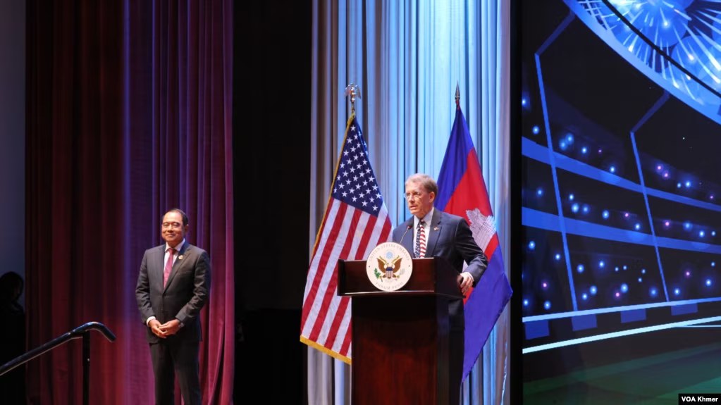 នៅ​ថ្ងៃ​បុណ្យ​ឯករាជ្យ​ជាតិ អាមេរិក​លើក​ឡើង​ថា​ខ្លួន​គោរ​ព​អធិបតេយ្យភាព​និង​ឯករាជ្យភាព​របស់​កម្ពុជា 