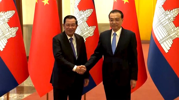 អ្នក​ឃ្លាំ​មើល​​បារម្ភ​ការ​ពង្រីក​ឥទ្ធិពល​ចិន​លើ​ទឹក​ដី​ខ្មែរ​តាម​រយៈ​វិស័យ​អប់រំ