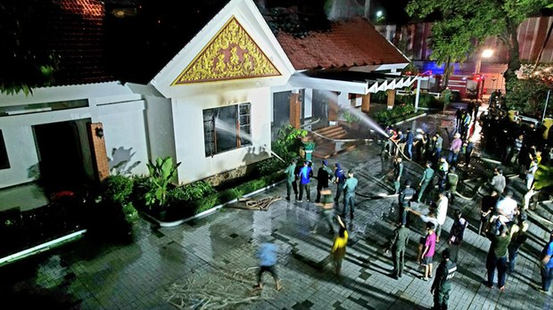  ក្រសួង​ព្រះបរមរាជវាំង​ថា ព្រះរាជ​ដំណាក់​ស្តេច​នៅ​ខេត្តសៀមរាប​អគ្គីភ័យ​ឆេះ ដោយសារ​ទុស្សេ​ខ្សែ​ភ្លើង