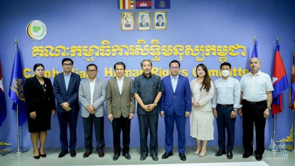 សង្គម​ស៊ីវិល៖​ សិទ្ធិ​សេដ្ឋកិច្ច​ សង្គម​ និង​វប្បធម៌​កម្ពុជា ​ចំណុច​ខ្វះខាត​អាច​នឹង​ត្រូវ​លើក​ច្រើន