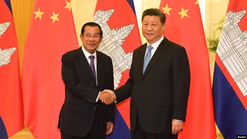 លោក ហ៊ុន ម៉ានី ប្រាប់លោក សម រង្ស៊ី ឱ្យឈប់ប្រមាថរាជបល្ល័ង្ក