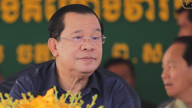  លោក ហ៊ុន សែន បញ្ជា​មន្ត្រី​បក្ស​ប្រជាជន​កម្ពុជា ឱ្យស្វែងរក​អ្នក​ផ្សព្វផ្សាយ​ឱ្យ​ពលរដ្ឋ​គូស​សន្លឹក​ឱ្យ​ខូច