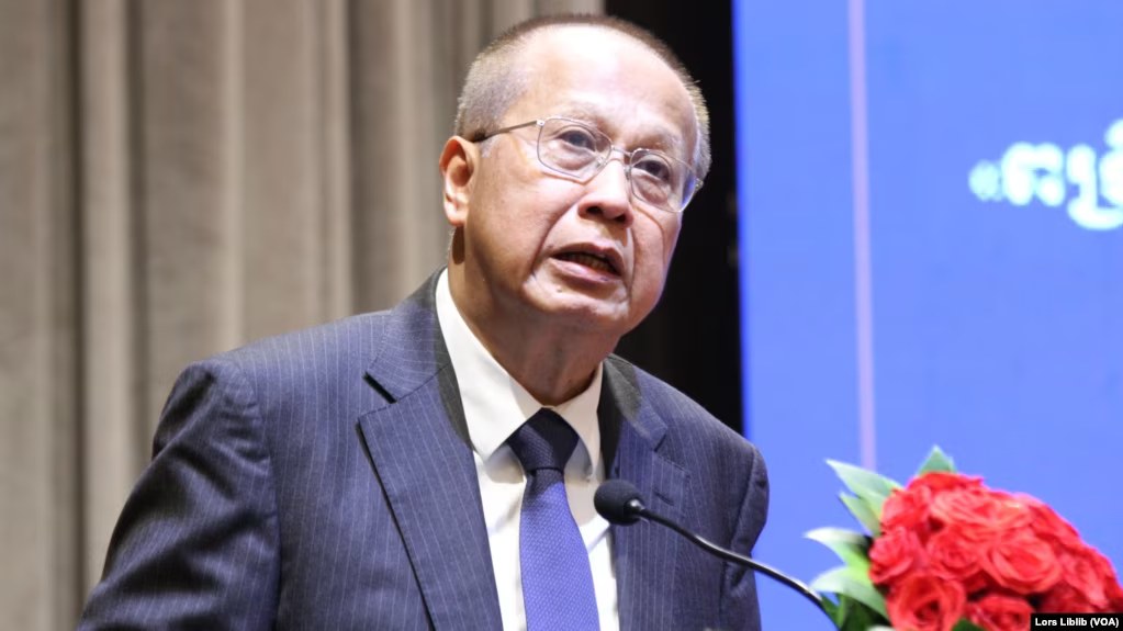 រដ្ឋមន្ត្រី​ក្រសួង​ពាណិជ្ជកម្ម​អំពាវនាវ​ឱ្យ​​ក្រុម​ធុរកិច្ច​ចូលរួម​ការពារ​សិទ្ធិ​និង​ផលប្រយោជន៍​របស់​អ្នកប្រើប្រាស់