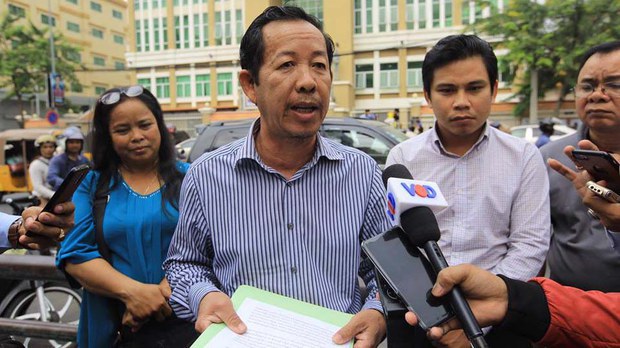 សមាគម​គ្រូបង្រៀន​កម្ពុជា​ឯករាជ្យ​រក្សា​ជំហរ​ទាមទារ​ដោះលែង​អ្នក​ទោស​មនសិការ ទោះ​​ជា​សាលា​រាជធានី​​មិន​យល់​ព្រម