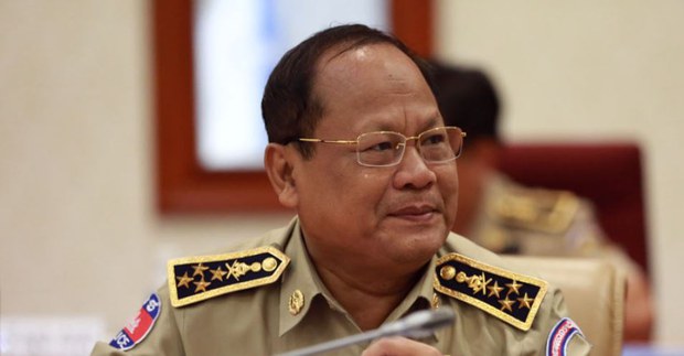 រដ្ឋាភិបាល​អនុញ្ញាតឱ្យ​មន្ត្រីរាជការ កម្មករ និ​យោ​ជិត​ឈប់សម្រាក​ចំនួន​ ៣ ថ្ងៃ​ ដើម្បី​ទៅ​បោះឆ្នោត​ 