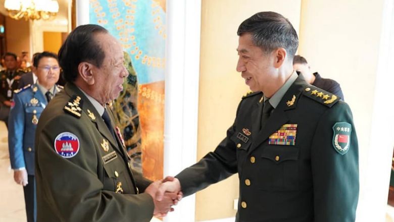 កម្ពុជា​-​ចិន បន្ត​កិច្ចសហប្រតិបត្តិការ​ក​ង​ទ័ព​ប្រទេស​ទាំង ​២​ ឱ្យ​កាន់តែ​ជិតស្និទ្ធ​ 