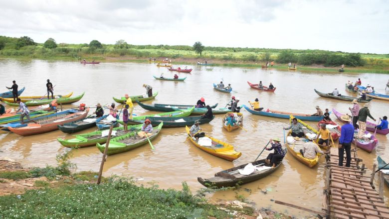 ការ​ប្រមូល​សំរាម​ពី​ក្នុងទន្លេសាប ត្រូវការ​ការចូលរួម​បន្ថែមទៀត​