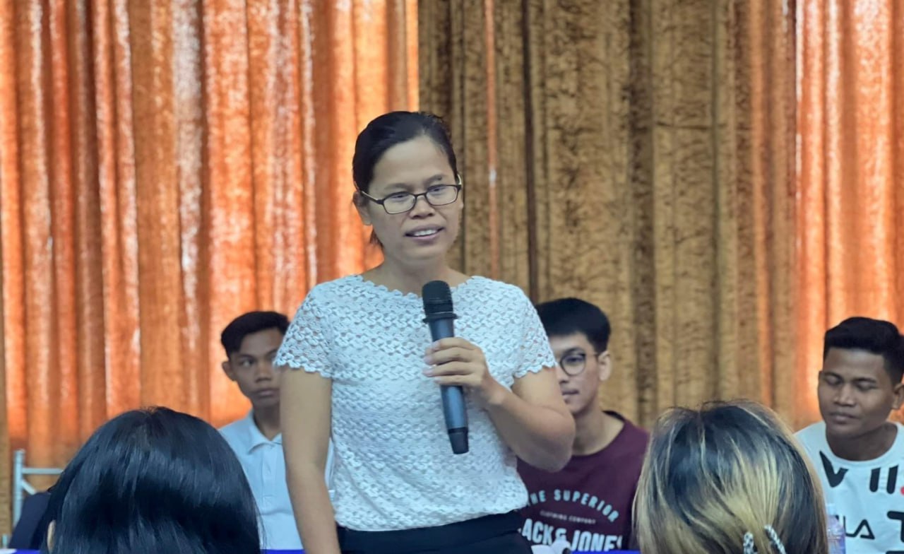 អ្នកស្រី ចក់ សុភាព ចាត់ទុកថា ស្មើនឹងគាំទ្រ បើឃើញហិង្សាលើស្រ្តីហើយ បែរជានៅស្ងៀម