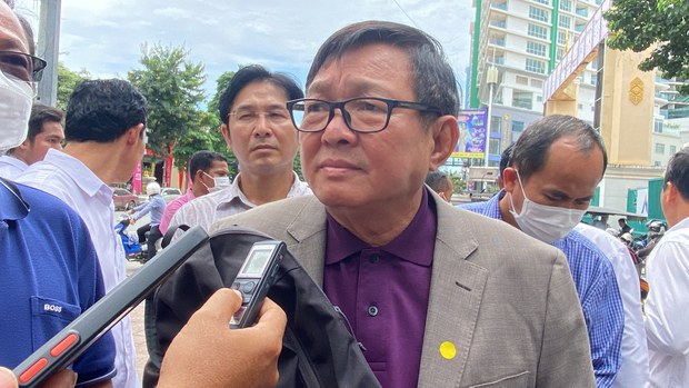 គណបក្ស​ភ្លើងទៀន​ប្ដេជ្ញា​រក្សា​ពង្រឹង​ជំហរ​​ក្នុង​ពេល​គណបក្ស​កាន់អំណាច​ធ្វើ​ទុក្ខបុកម្នេញ