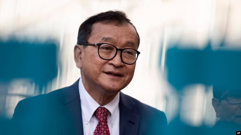 អ្នកវិភាគ៖ ការបោះឆ្នោតឆ្នាំ២០២៣ ទំនងបន្តអវត្តមានអ្នកនយោបាយចាស់វស្សាមួយរូប ខណៈកម្ពុជាឆ្ពោះទៅរកដំណាក់កាលអន្តរកាល 