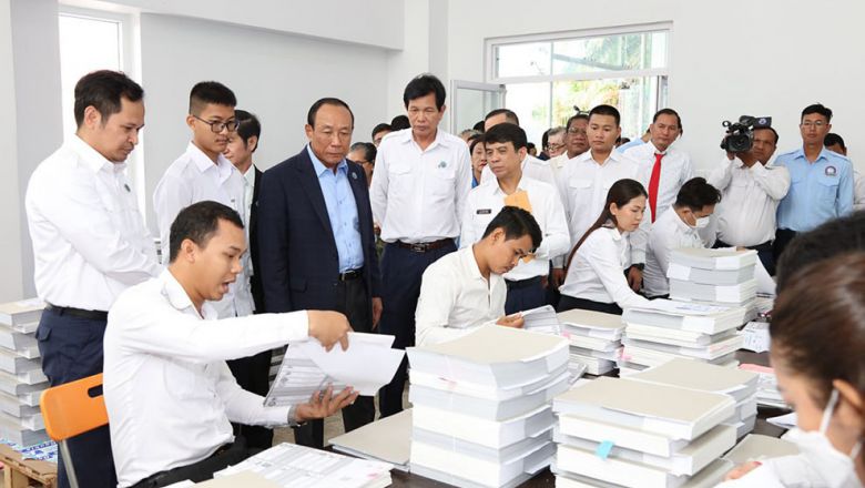 លោក ប្រាជ្ញ ចន្ទ អំពាវនាវ​ដល់​ពលរដ្ឋ​ឱ្យត្រៀម​ខ្លួន​ទៅ​បោះឆ្នោត​នៅថ្ងៃ​ទី២៣ ខែកក្កដាខាង​មុខនេះ 