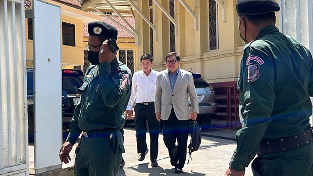 អ្នក​ជំនាញ​រំឭក​ពលរដ្ឋ​ឱ្យ​តាមដាន​គោល​នយោបាយ​ ជាជាង​ព្រឹត្តិការណ៍​នយោបាយ