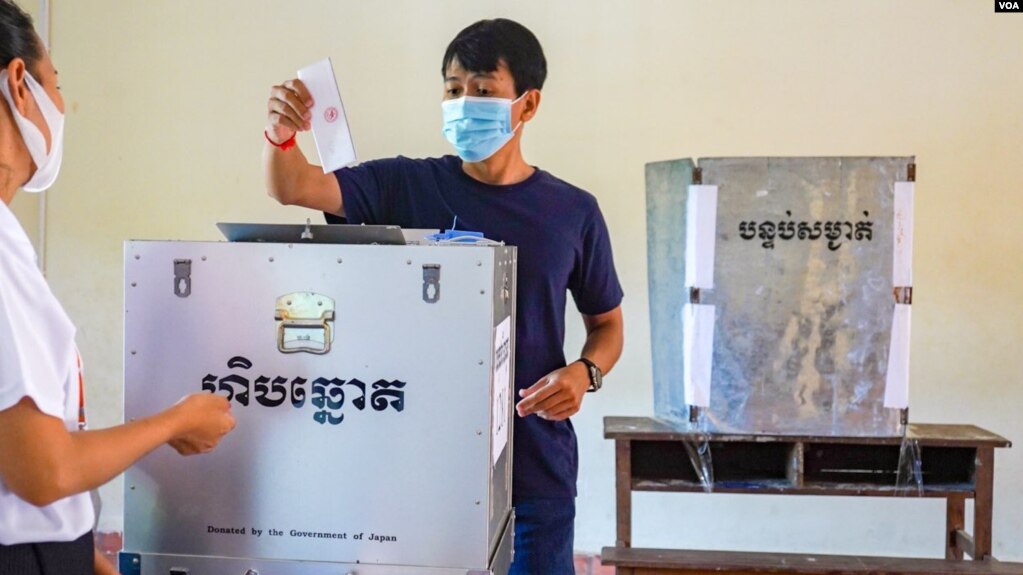 ប្រធាន ​គ.ជ.ប​ អំពាវនាវ​ឱ្យ​ពលរដ្ឋ​ខ្មែរ​នៅ​ក្រៅ​ប្រទេស​ត្រឡប់​មក​បោះឆ្នោត 