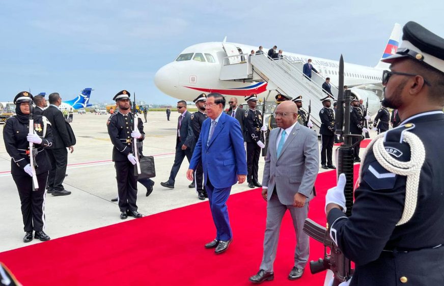 លោក​ ​ហ៊ុន​ ​សែន​ ​ដឹក​នាំ​ប្រតិភូ​កម្ពុជា​​​បំពេញ​ទស្សន​កិច្ច​រយៈពេល​៣​ថ្ងៃ​នៅ​ប្រទេស​ម៉ាល់ឌីវ​