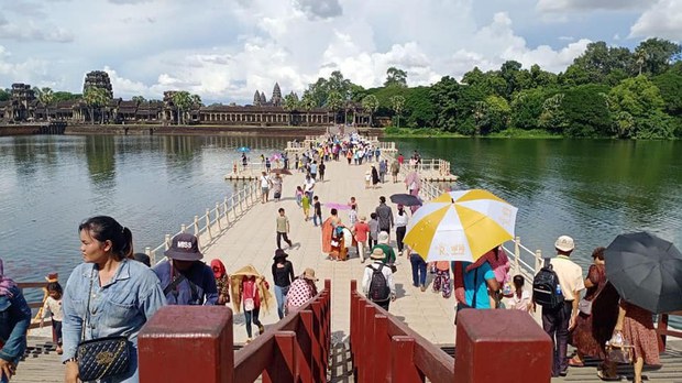 អ្នក​រកស៊ី​ក្រៅ​ប្រព័ន្ធ​នៅ​ខេត្តសៀមរាប​ពុំ​សូវ​រក​ចំណូល​បាន​ពី​វិស័យ​ទេសចរណ៍​ដើម្បី​ចិញ្ចឹម​ជីវិត