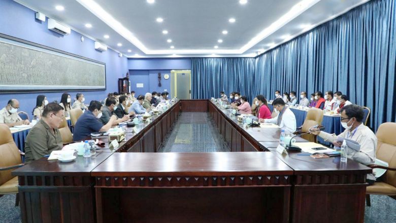 តំណាង​ជនជាតិដើម​ភាគតិច​ ចូលជួប​គណៈកម្មការ​ទី​១ នៃ​ព្រឹទ្ធសភា