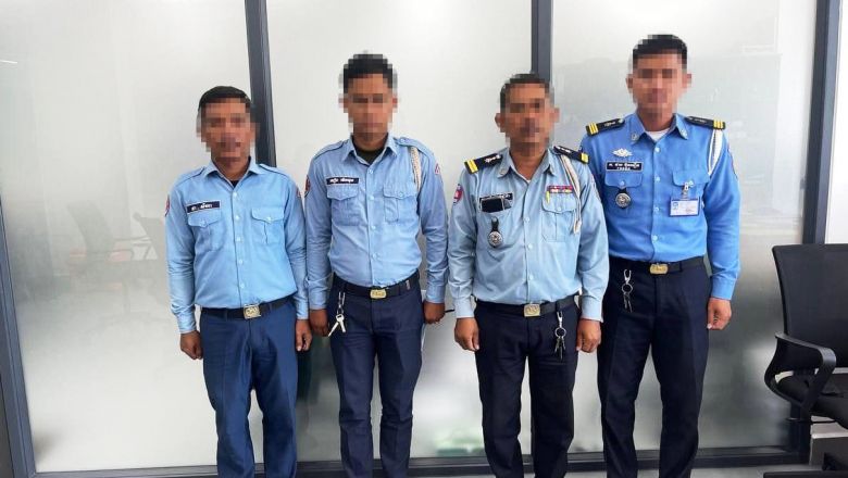 មន្ត្រីនគរបាលចរាចរណ៍ ២ នាក់ ក្នុងចំណោម ៤ នាក់ ត្រូវ​បាន​ដកឋាន​ន្តរ​ស័ក្តិ​​​ ១​ កម្រិត និង​បញ្ឈរ​ជើង ៣ ខែ​ ករណីផាកអ្នកបើកបរ​រថយន្ត​មិនមានកំហុស​ 