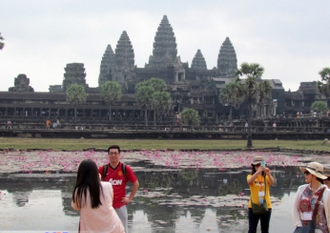 រដ្ឋាភិបាលសម្រេចដកសិទ្ធិលក់សំបុត្រចូលទស្សនាអង្គរវត្តពីក្រុមហ៊ុនសុខ គង់ 